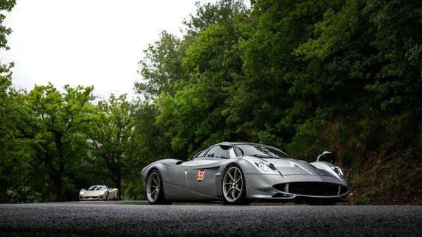 Esthétique ou Performance ? Le Duel Enflammé du Tuning Automobile